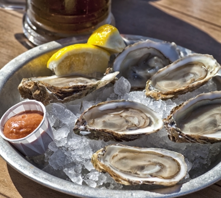 How To Serve Oysters At Home Escoffier Online Culinary Academy