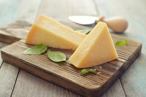 Cheddar Cheese: An Origin Story - Escoffier Online