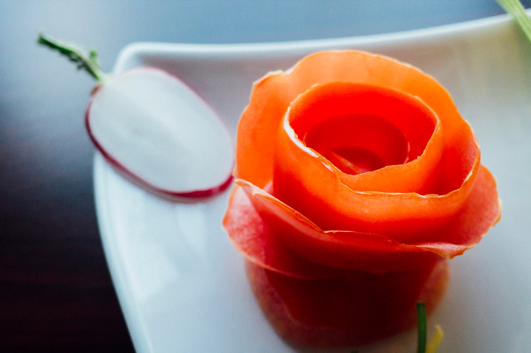 tomato edible garnish