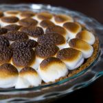 how to make this picture-perfect s’mores pie