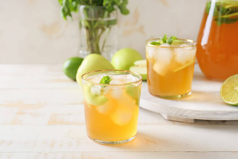 Cocktails to Enjoy This Summer