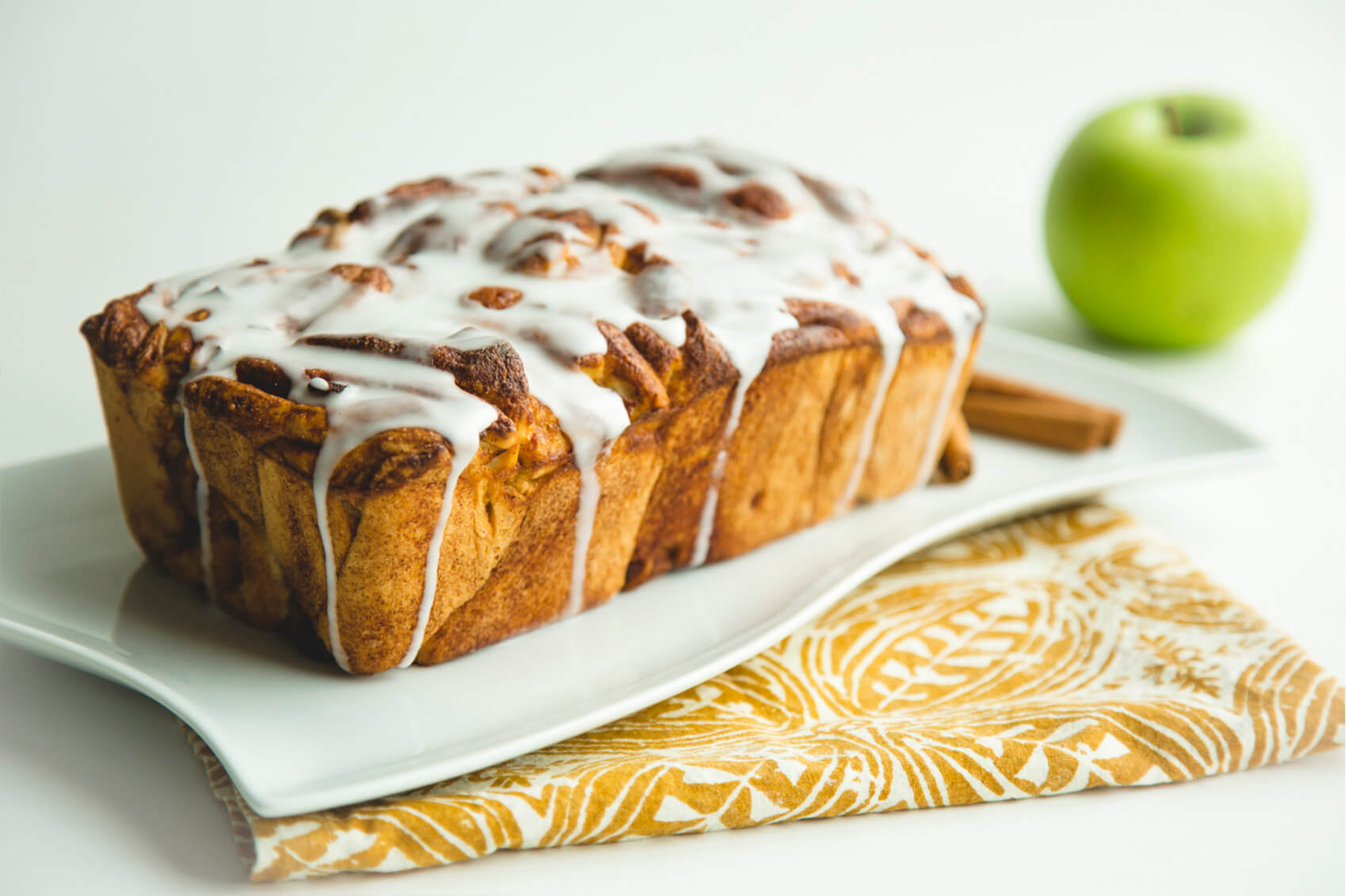 With all the great flavor of apple pie, this bread is perfect for autumn.