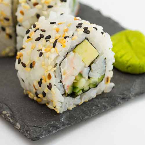 Tips To Follow When Rolling Your Sushi