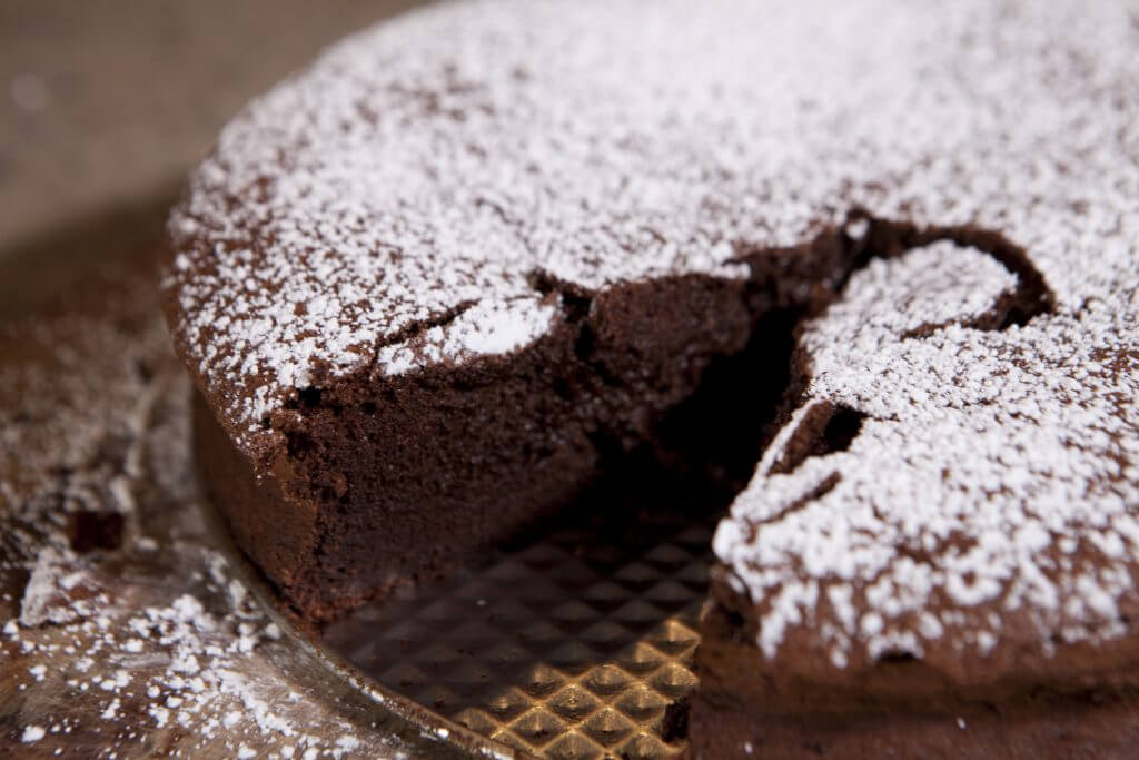 Flourless chocolate cake recipe