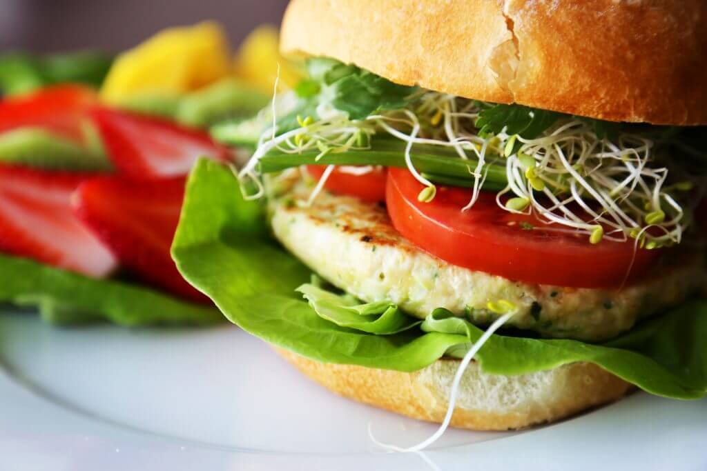You can garnish your burger with lettuce, tomato, sprouts and cilantro.
