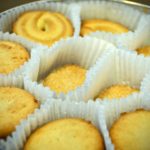 Butter cookies are very versatile desserts.