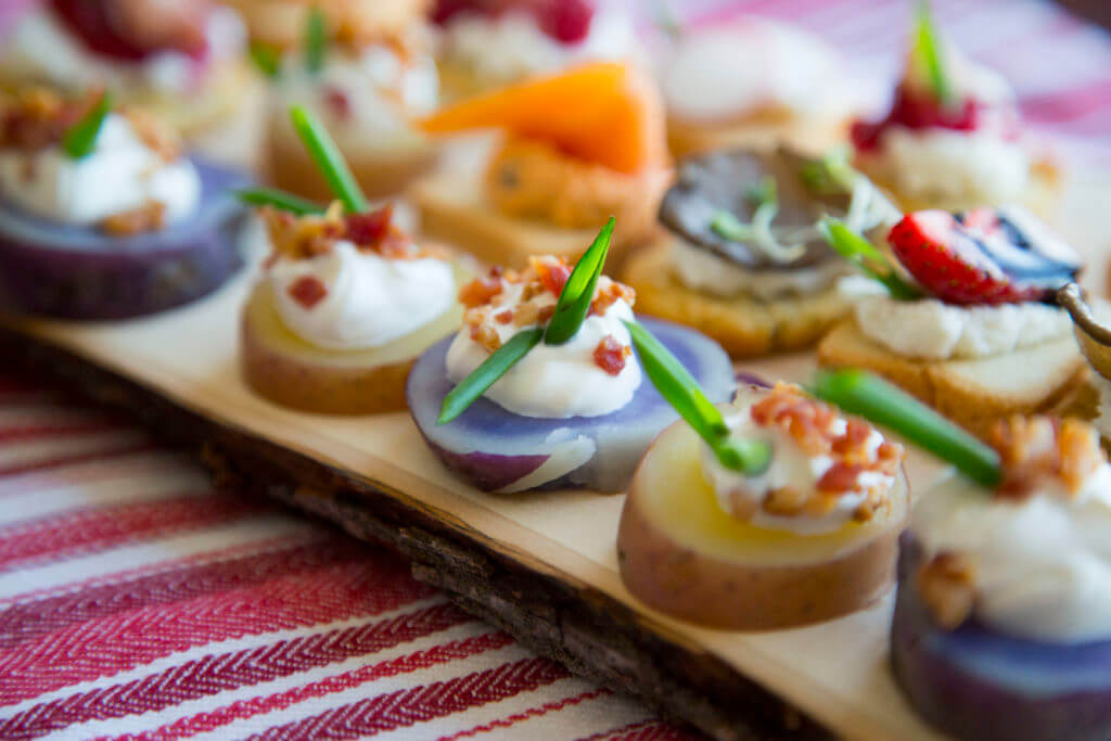 How To Make Holiday Canapés - Escoffier Online
