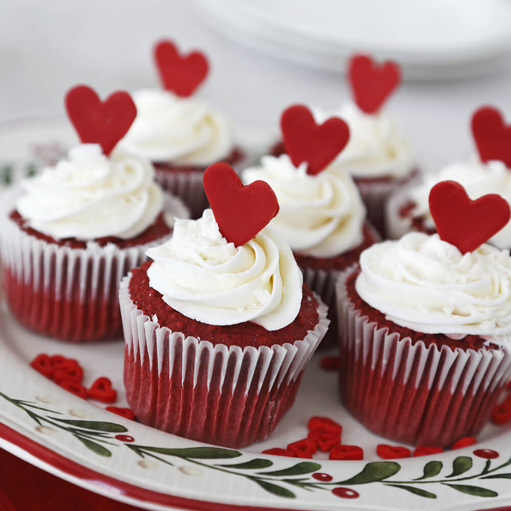 Cupcakes are a simple and fun Valentine's Day dessert.