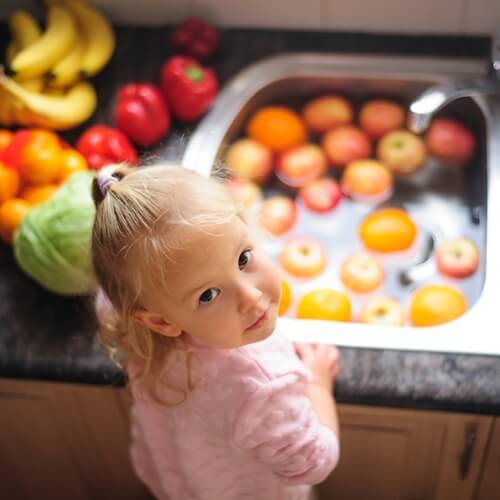 A clean kitchen is a happy kitchen.