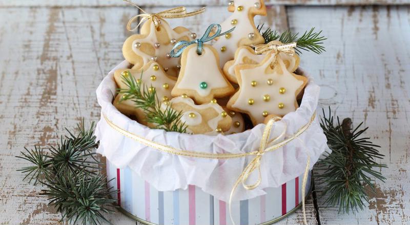 Sugar cookies are the classic Christmas cookie.