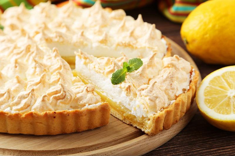 Lemon pie is the perfect dessert to enjoy at the end of summer.