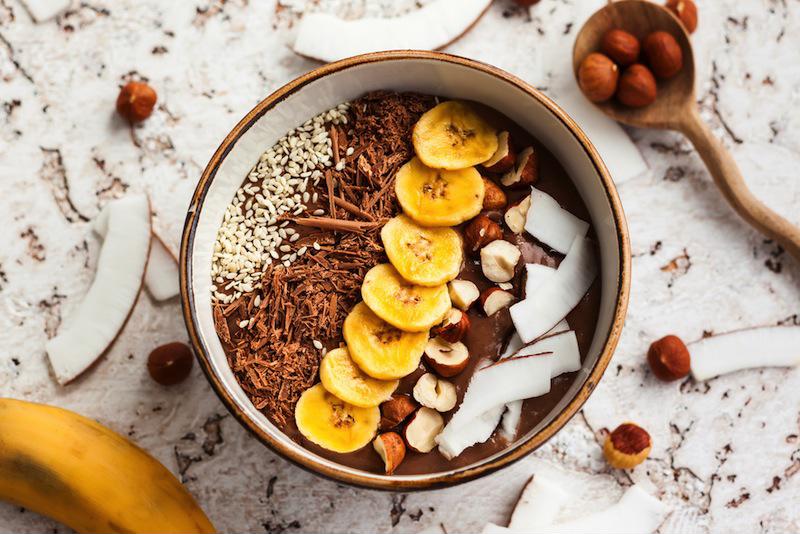 Enjoy a sweet collection of fresh ingredients in a vegan smoothie bowl.