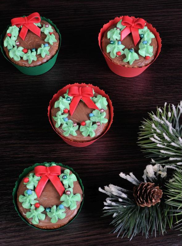 Decorate cupcakes for the holidays.